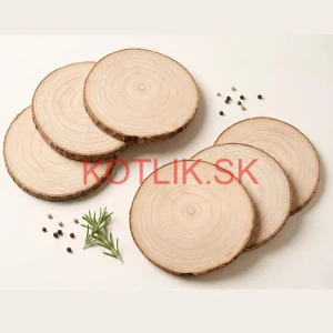 Súprava 6 drevených podnosov z prírodného plátku dreva s kôrou Ø 20–24 cm
