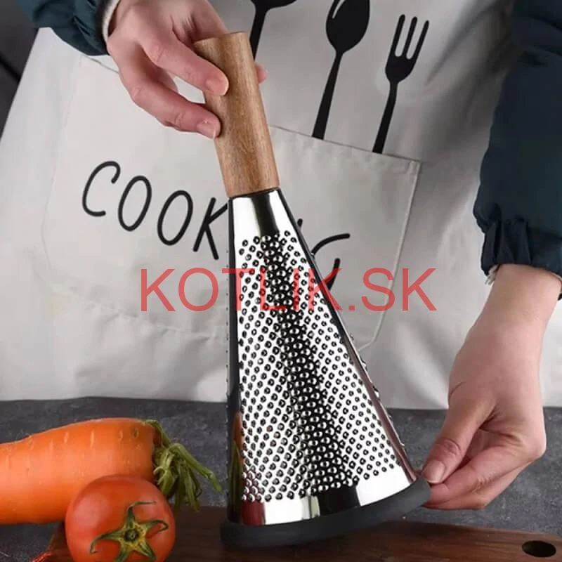 Strúhadlo s rukoväťou z akáciového dreva