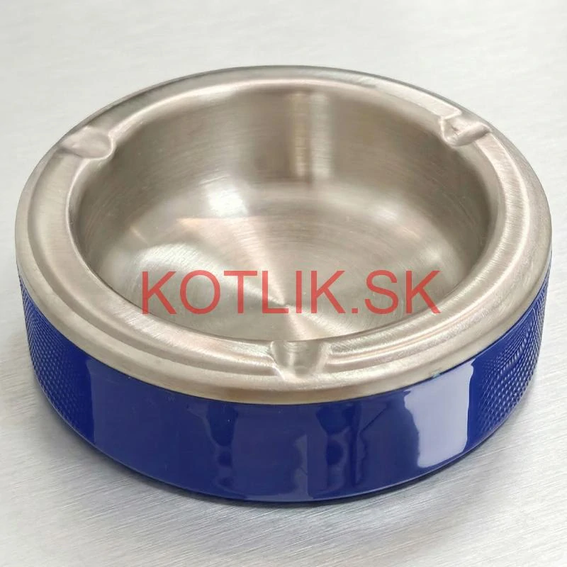 Odolný kovový popolník z nerezovej ocele (3 farby)