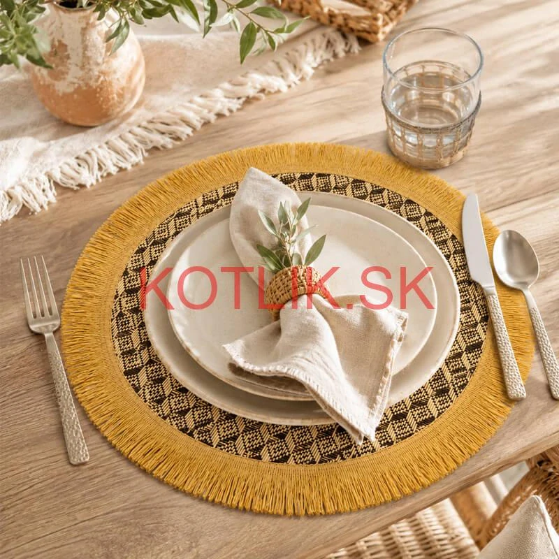 Prírodná podložka pod tanier so strapcami 37 cm