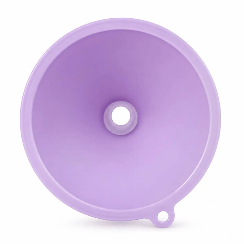 Plastový lievik 18 cm