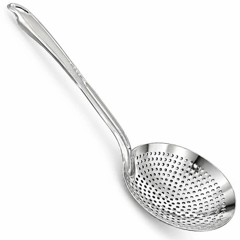 Nerezová dierovaná naberačka – sitko 19 cm, dĺžka 48 cm